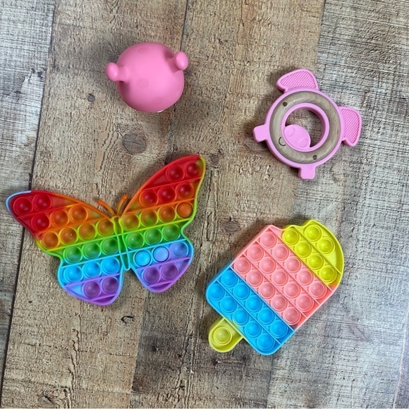 Mushroom Teether Nuby Wood Pig Teether Butterfly Popsicle Pop Its Toys Baby - Picture 1 of 7